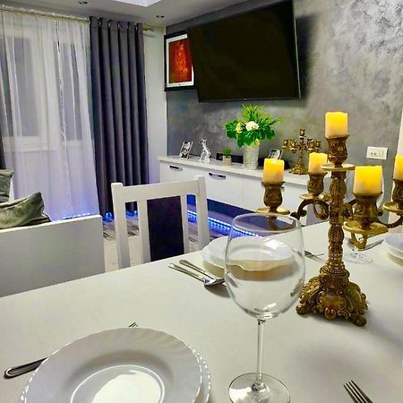 Studio Delux Giurgiu Extérieur photo