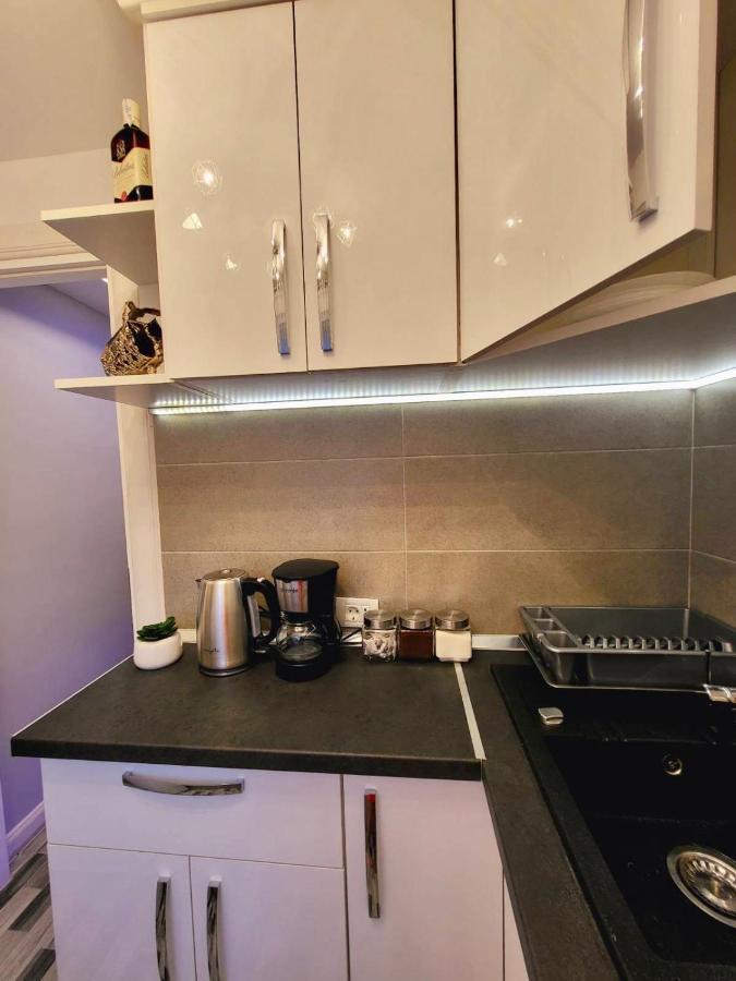 Studio Delux Giurgiu Extérieur photo