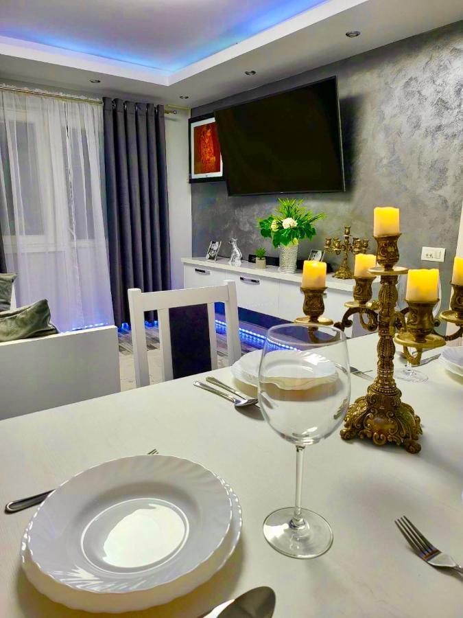 Studio Delux Giurgiu Extérieur photo