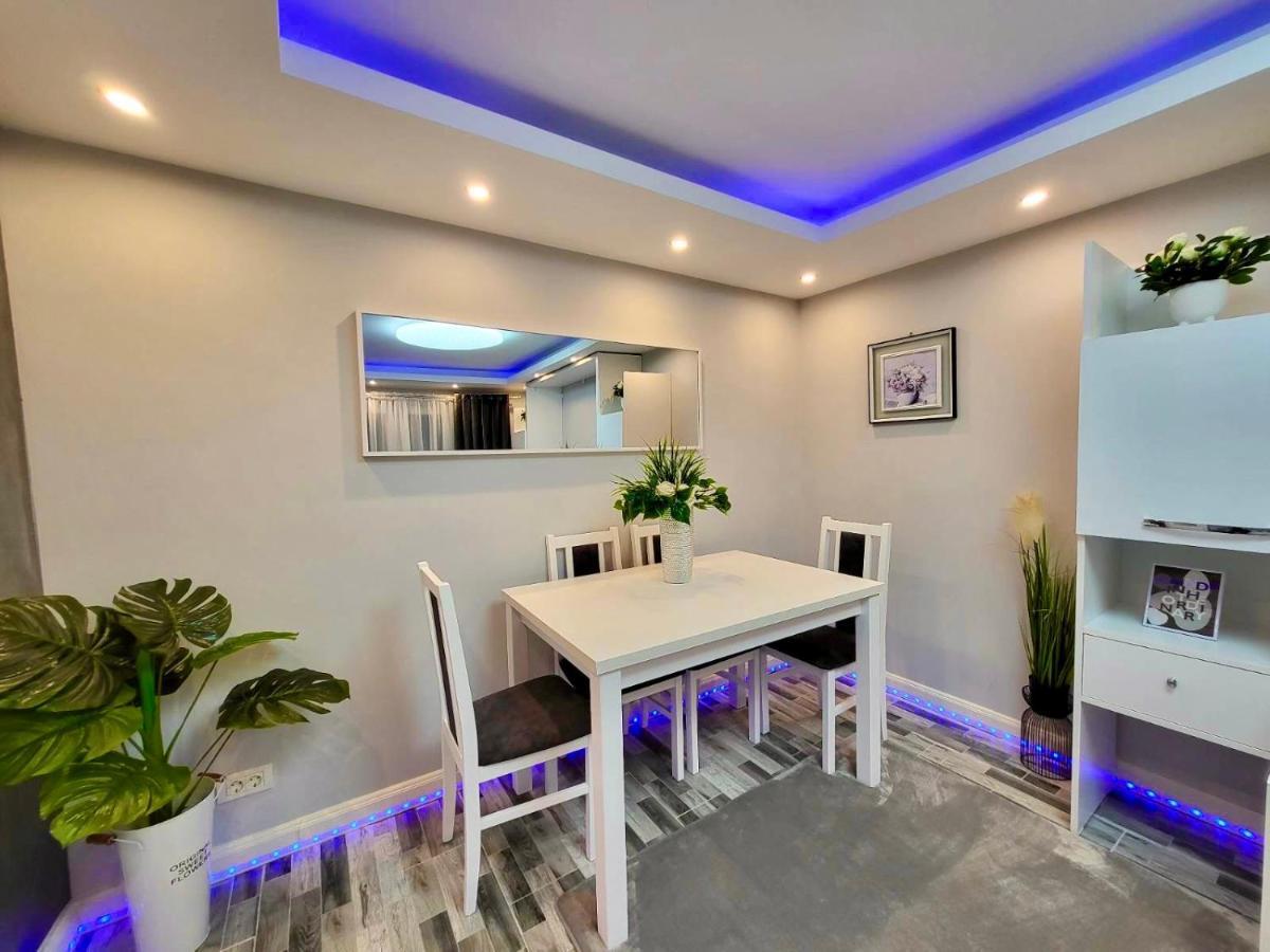 Studio Delux Giurgiu Extérieur photo